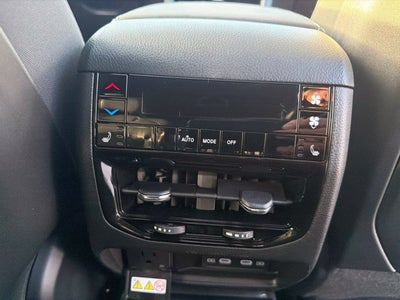 2027 Jeep Grand Cherokee L Limited Reserve