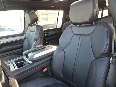 2027 Jeep Grand Wagoneer Limited Altitude