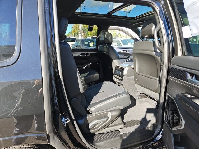 2027 Jeep Grand Wagoneer Limited Altitude
