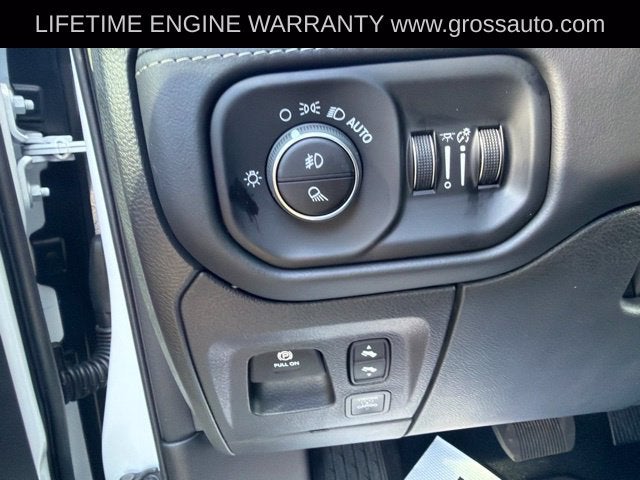 2027 RAM 1500 Limited